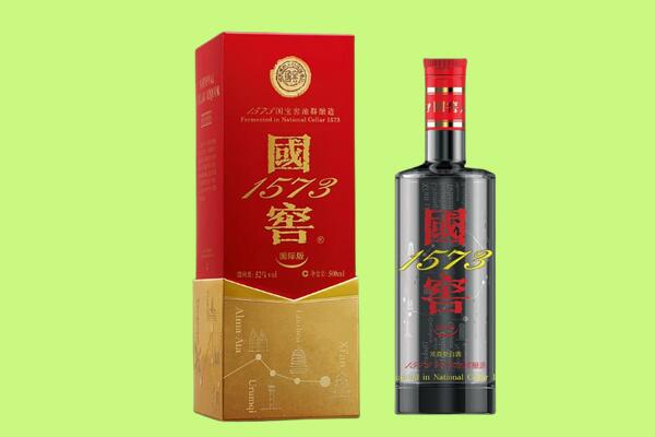 隆林县回收国窖1573.jpg